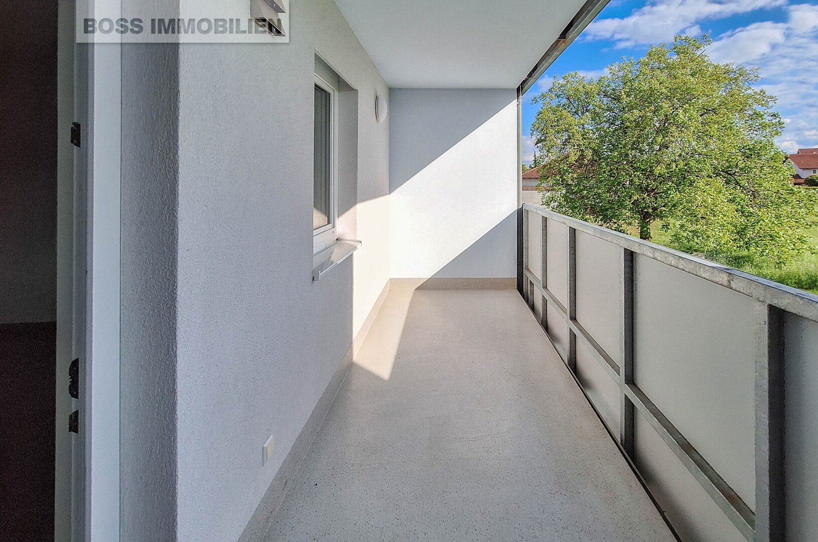 55 Loggia
