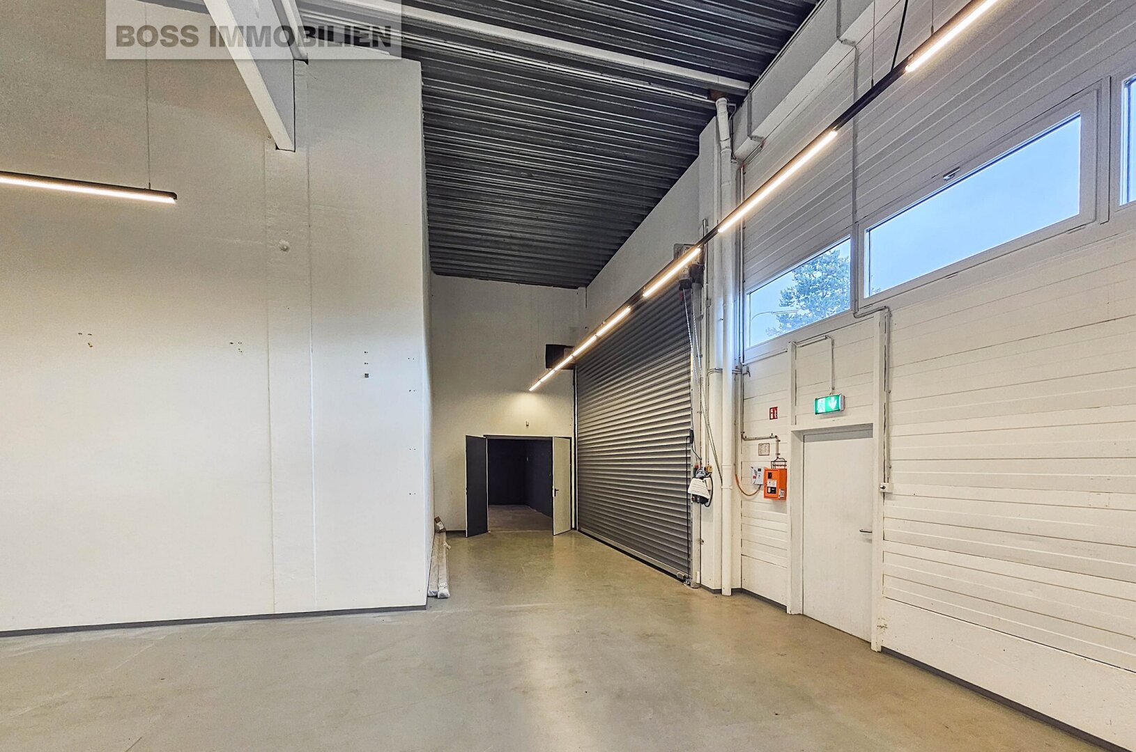 Modernisierte Gewerbefläche mit Top-Sichtbarkeit – vielseitig nutzbar