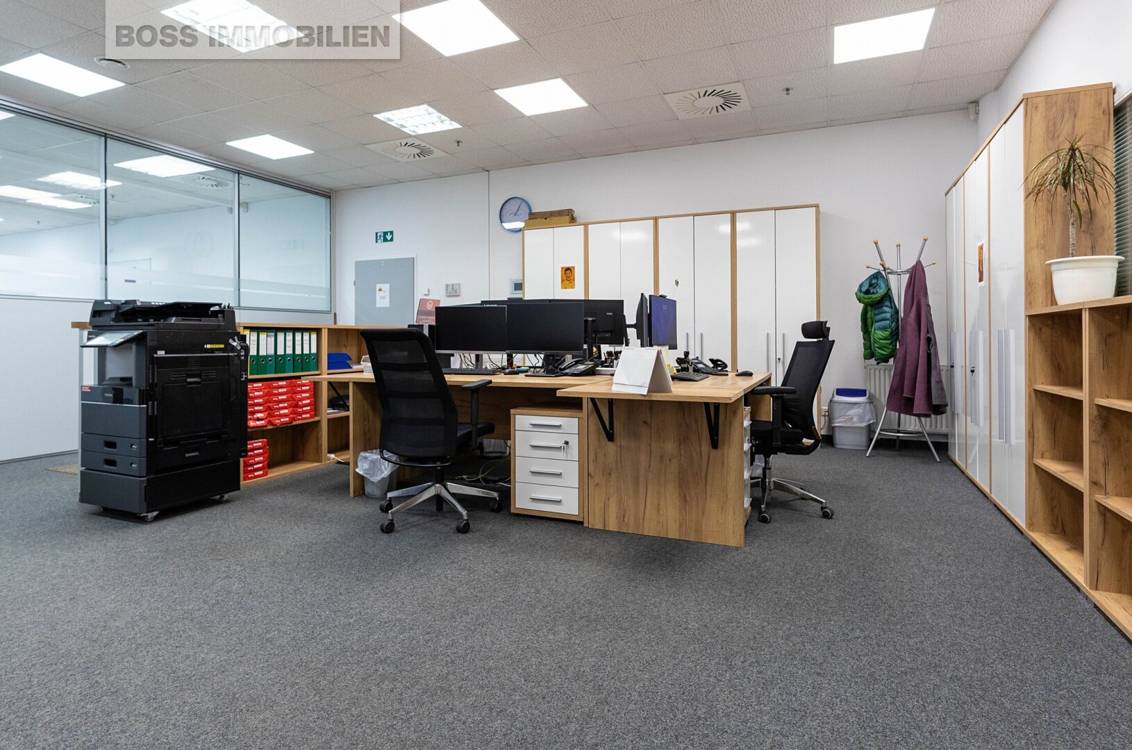 Großzügige Büro- und Hallenkombination mit idealer Anlieferung