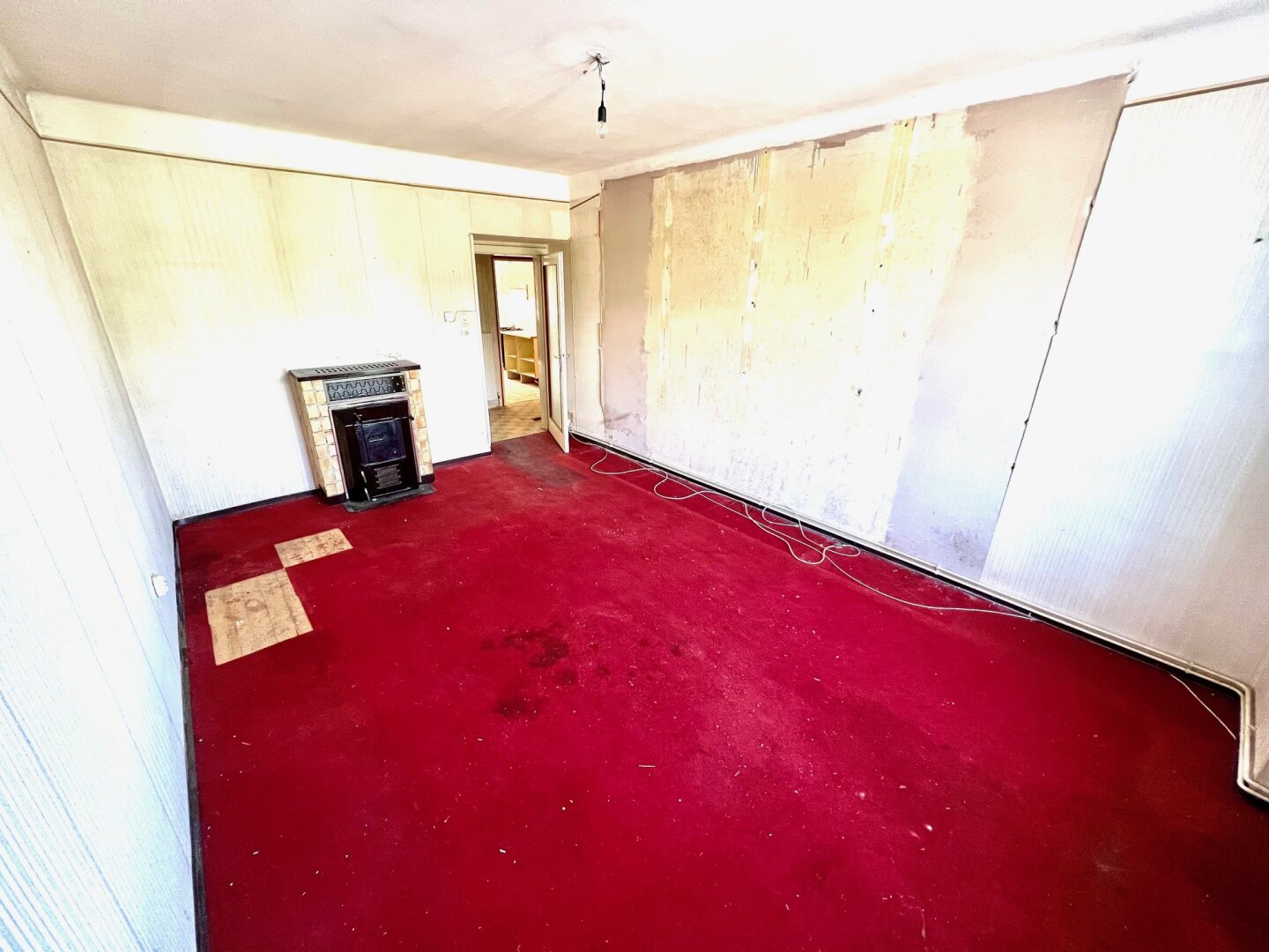 Sanierungsbedürftige 2-Zimmer-Wohnung  in 1210 Wien