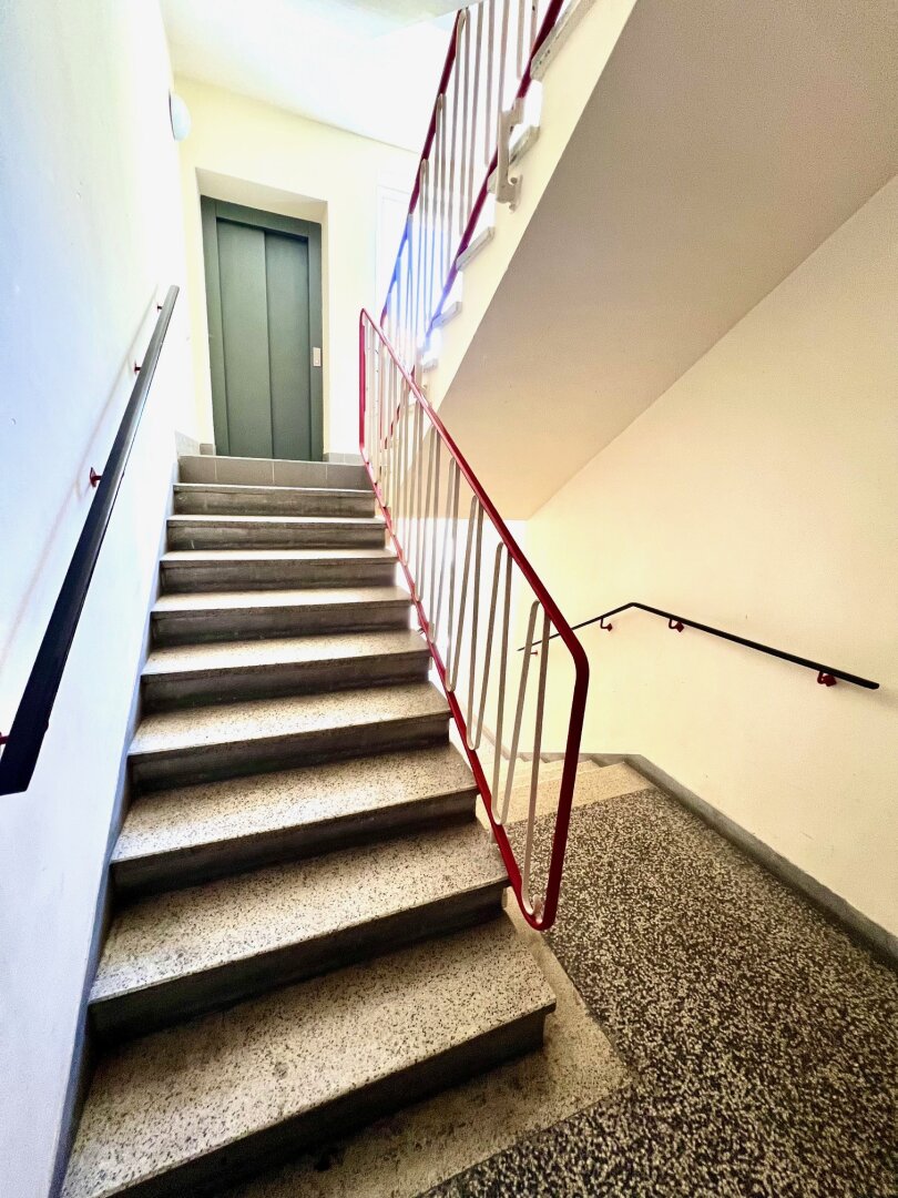 Sanierungsbedürftige 2-Zimmer-Wohnung  in 1210 Wien