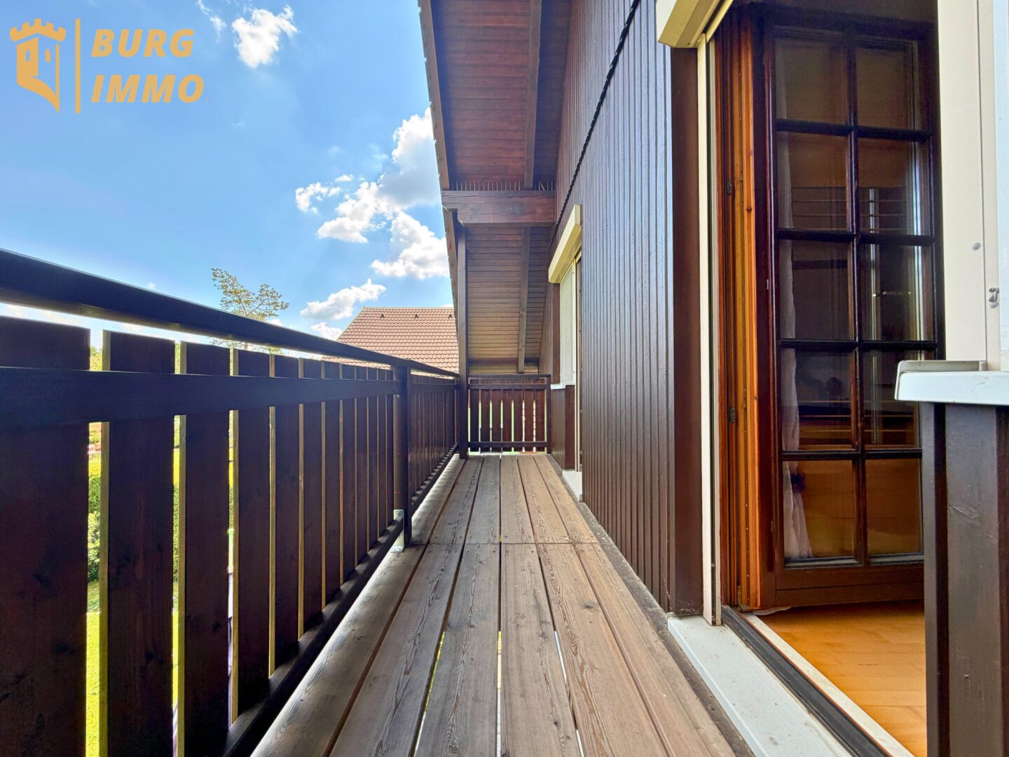 Ein Zuhause mit Urlaubsgefühl – Garten, Pool und viel Platz zum Ankommen.