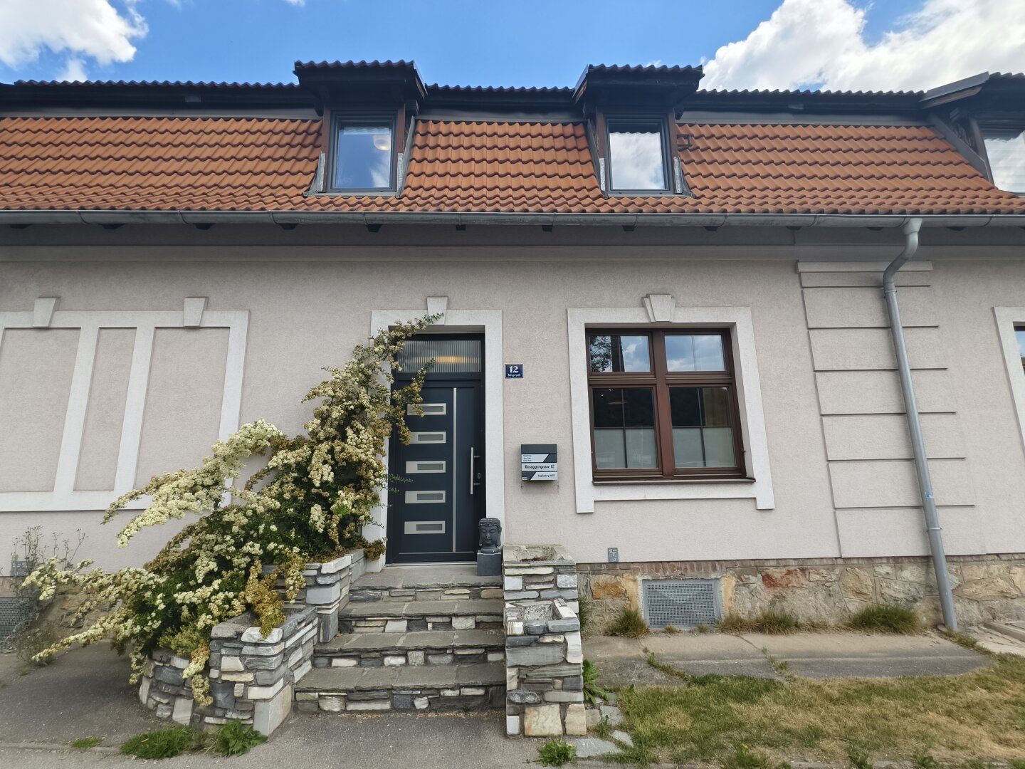 Modernisiertes Reihenhaus mit Garten, Garage & Carport in Kapfenberg-Redfeld