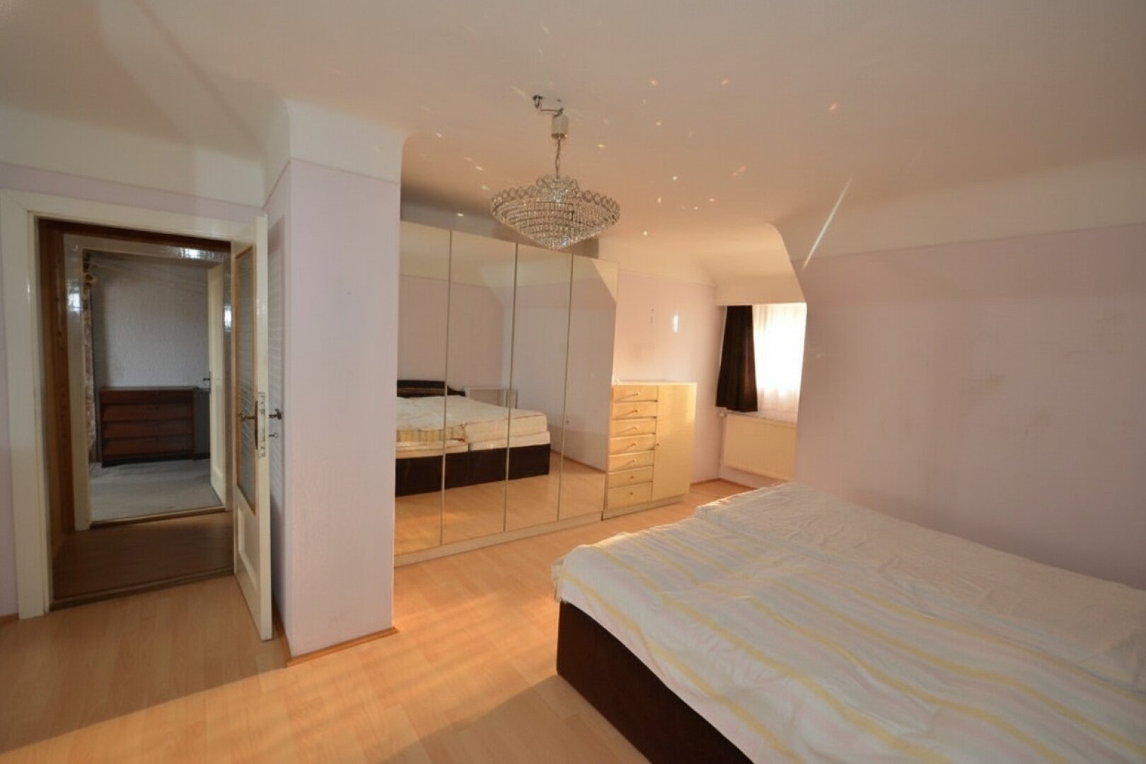 CHRISTOPH CHROMECEK IMMOBILIEN - BRUNN AM GEBIRGE - Kleines zentral gelegenes Eckreihenhaus mit Garten!