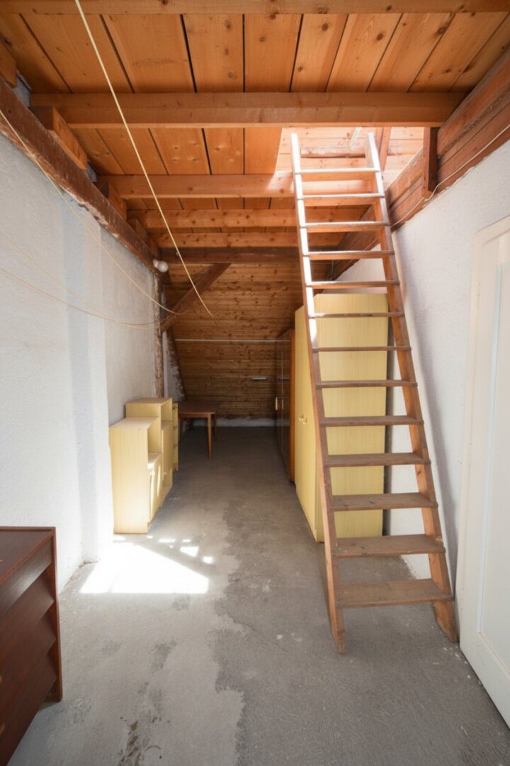 CHRISTOPH CHROMECEK IMMOBILIEN - BRUNN AM GEBIRGE - Kleines zentral gelegenes Eckreihenhaus mit Garten!