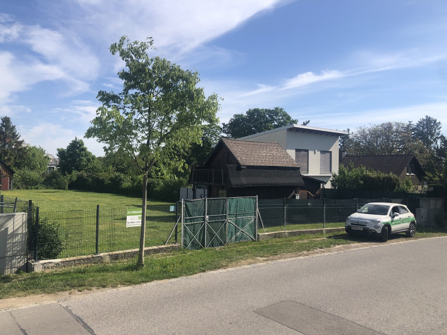 CHRISTOPH CHROMECEK IMMOBILIEN - BRUNN AM GEBIRGE - Zwei mal 796 m² ebener Baugrund!