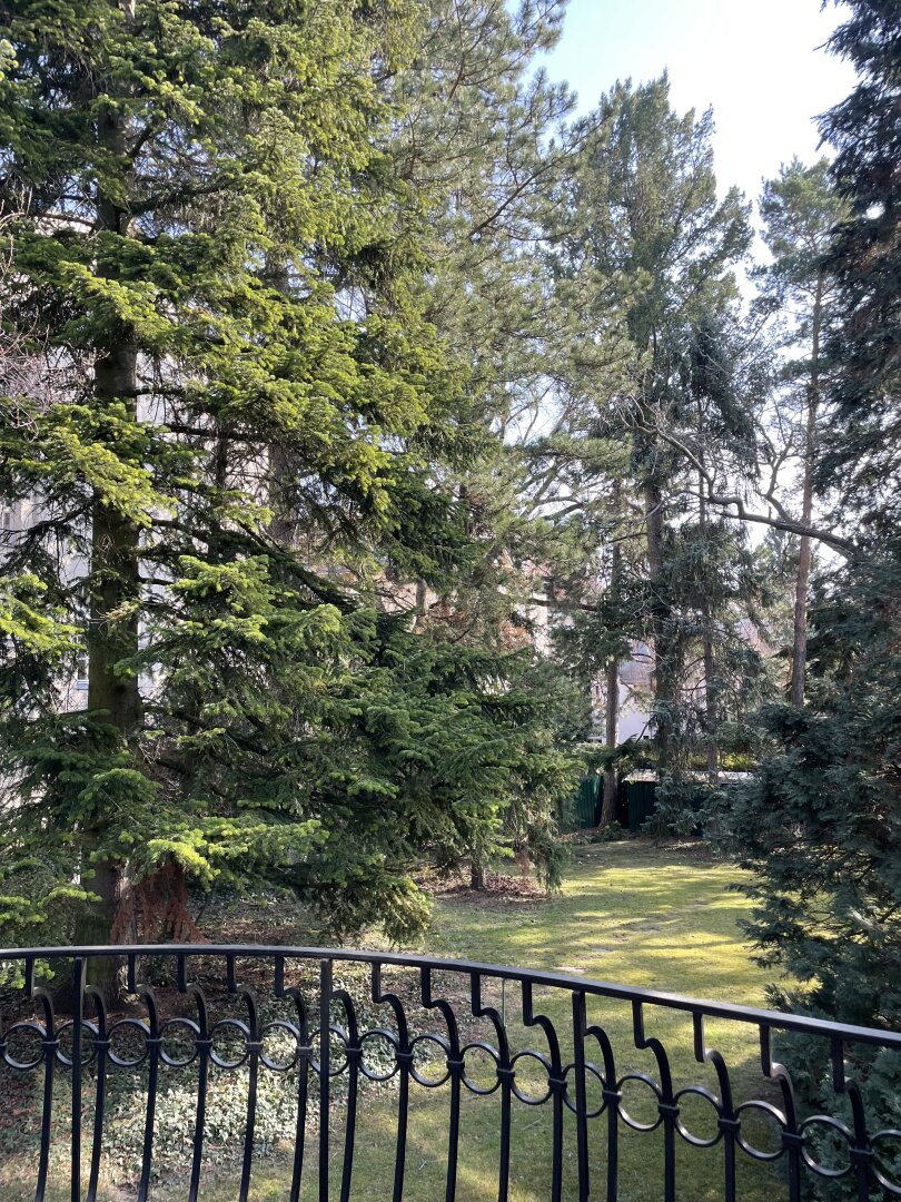 Wohnen im Döblinger Villenviertel!