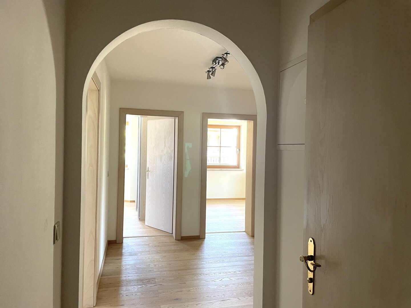 Ruhige helle Wohnung im Zentrum von Kirchberg