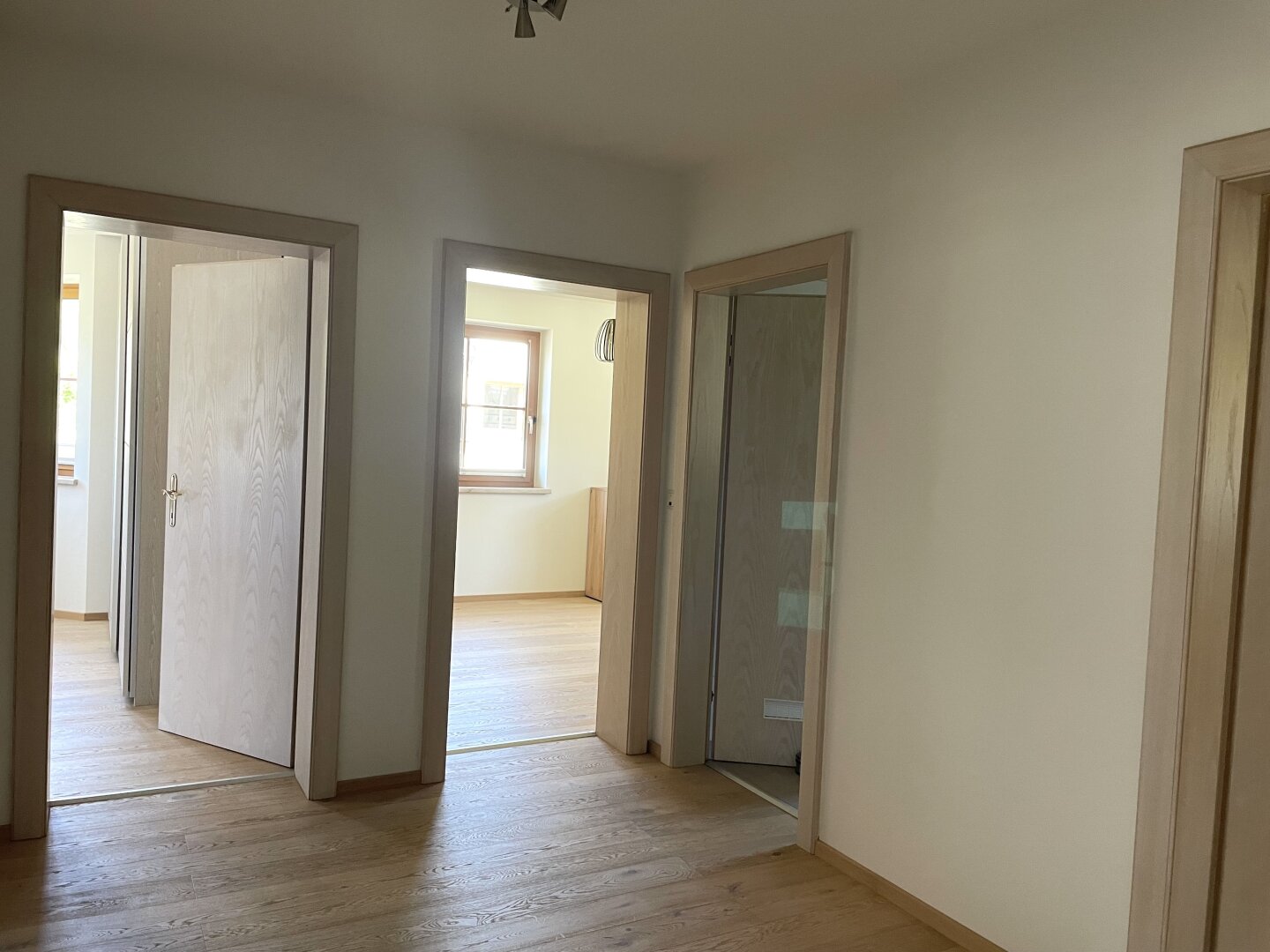 Ruhige helle Wohnung im Zentrum von Kirchberg