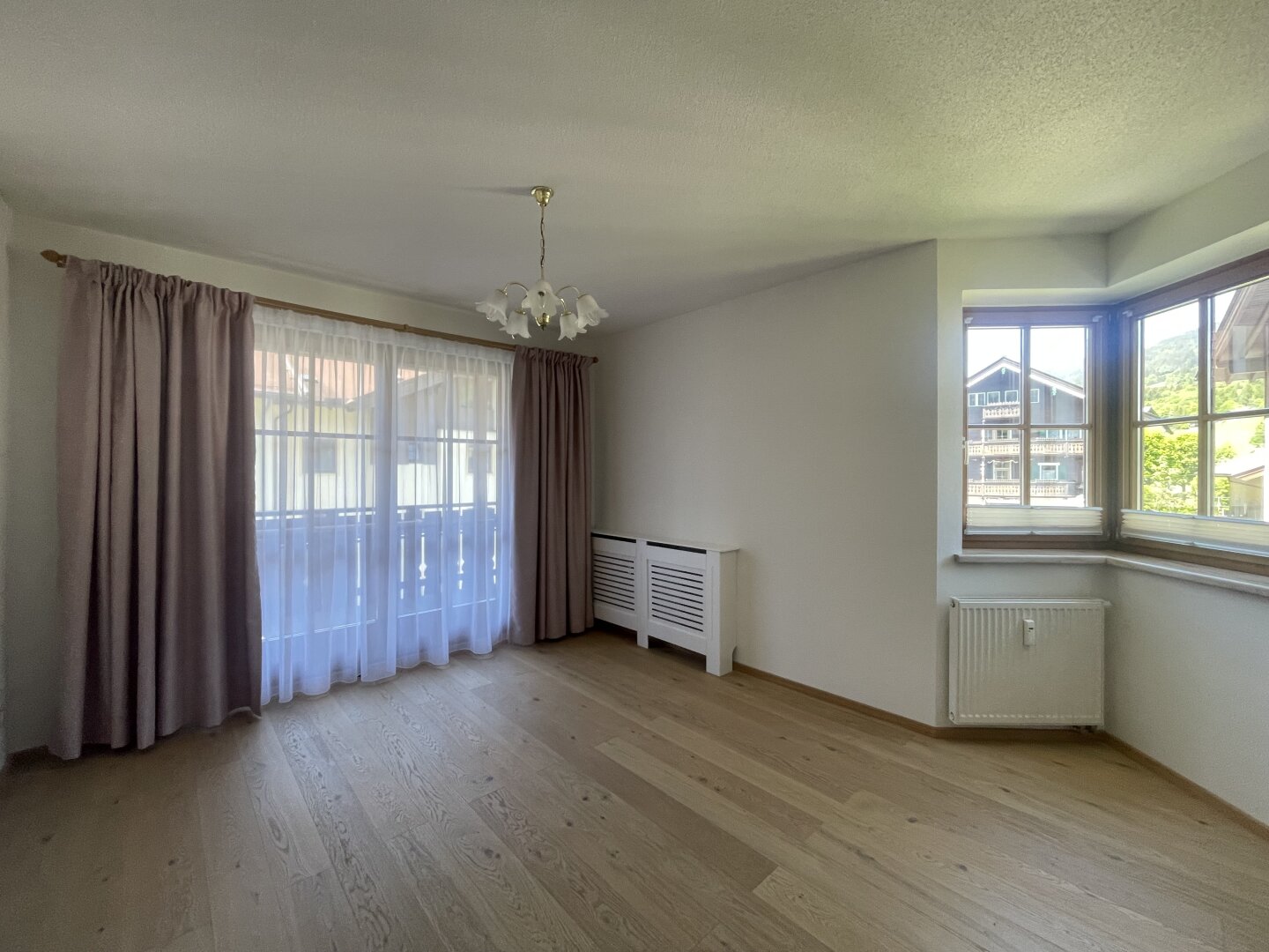 Ruhige helle Wohnung im Zentrum von Kirchberg