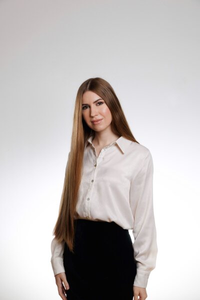 Foto von Frau Alina Pustovit