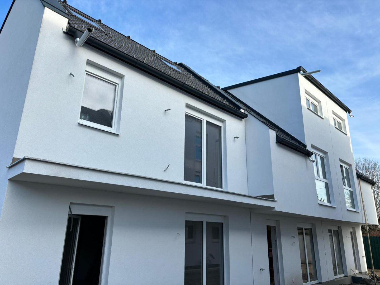 Modernes Reihenhaus in absoluter Ruhelage – Garten – Neubau 2020 (1220 Wien) 4 Zimmer | 3 Ebenen | Garten | Ideal für Familien