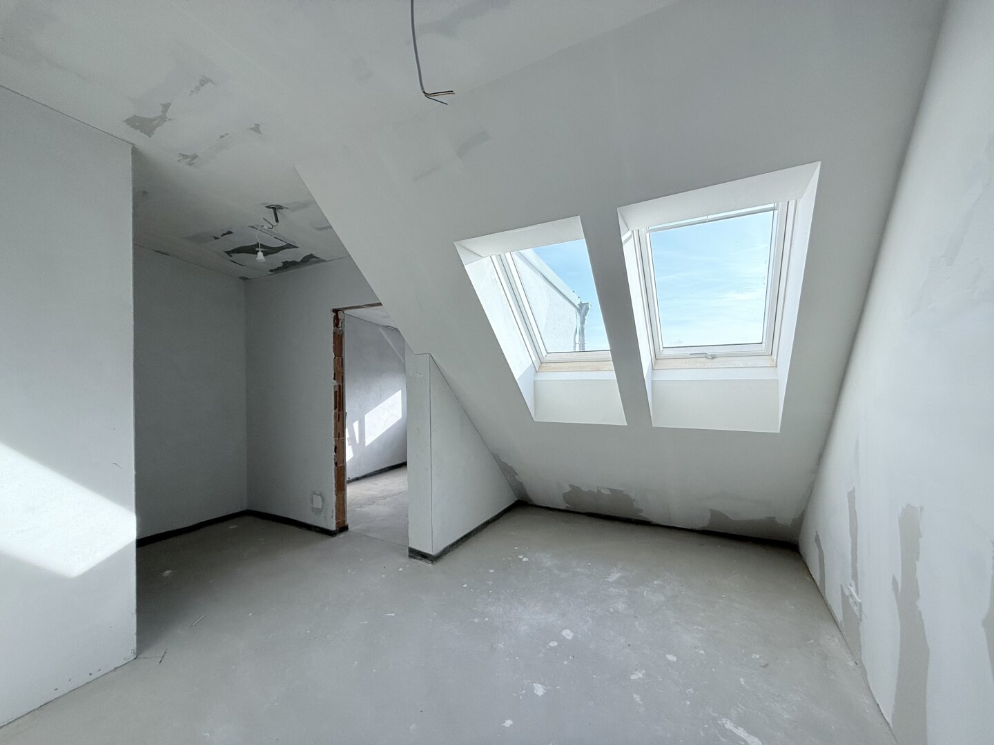 Modernes Reihenhaus in absoluter Ruhelage – Garten – Neubau 2020 (1220 Wien) 4 Zimmer | 3 Ebenen | Garten | Ideal für Familien