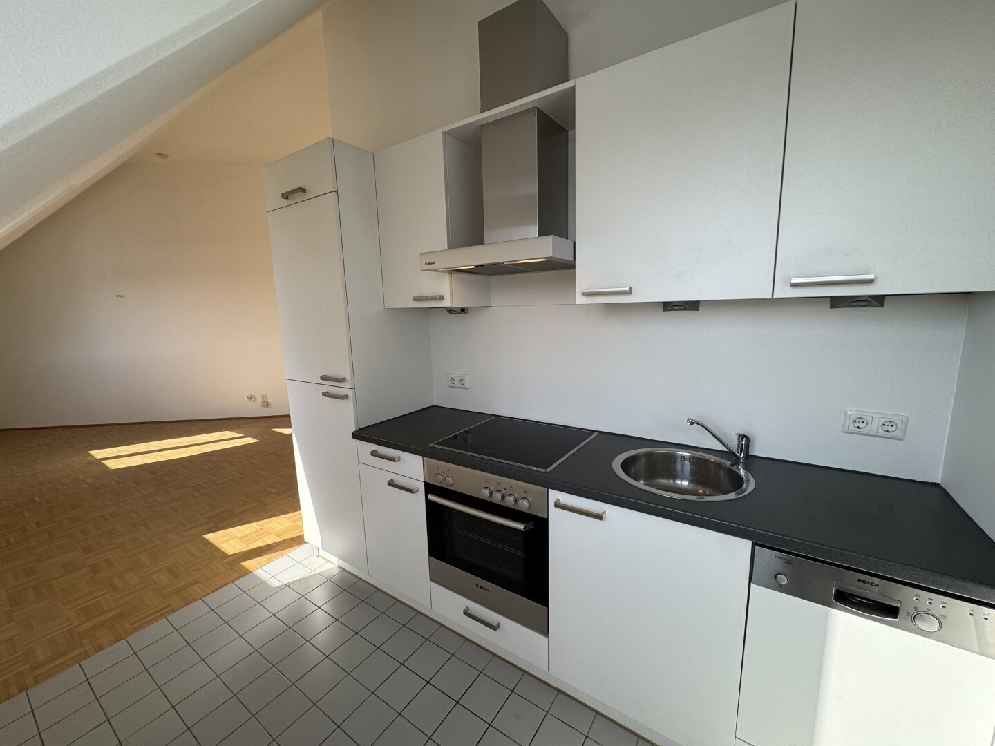 Helle 2-Zimmer-Wohnung | 56 m² | ruhig & zentral nahe U4/Naschmarkt