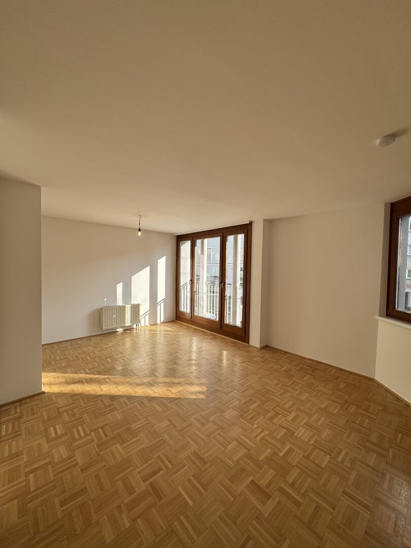 Sonnige Wohnung mit Panorama-Loggia & Grünblick nahe U4 Pilgramgasse