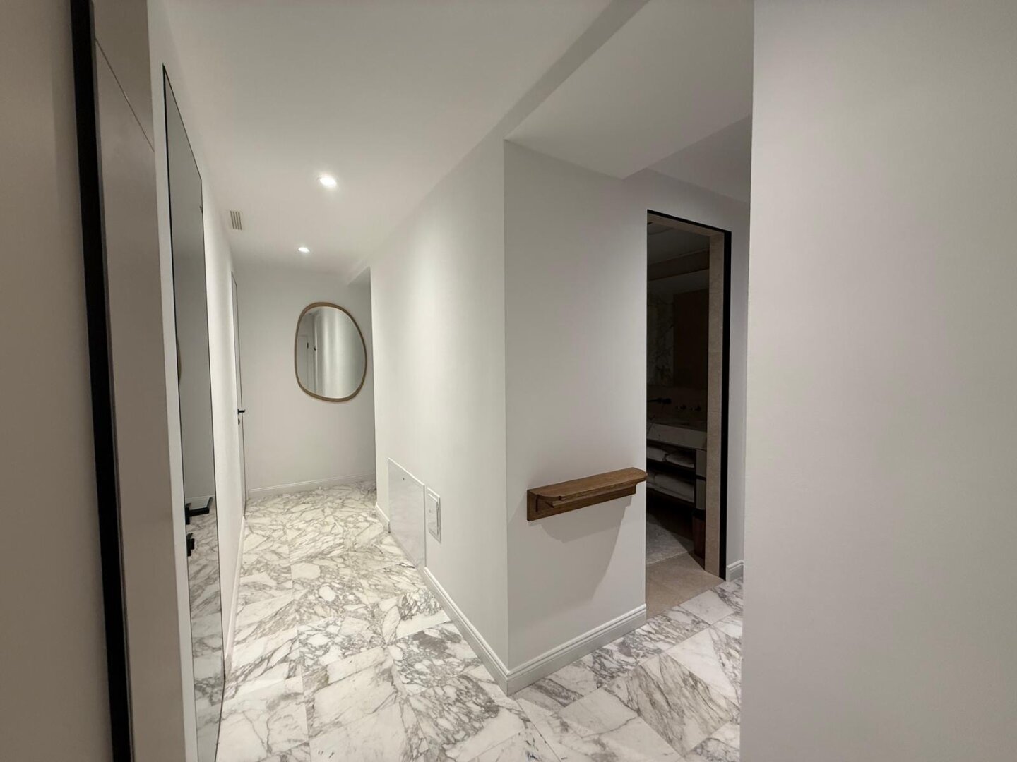Vollmöblierte 4-Zimmer Designerwohnung beim Schwarzenbergplatz