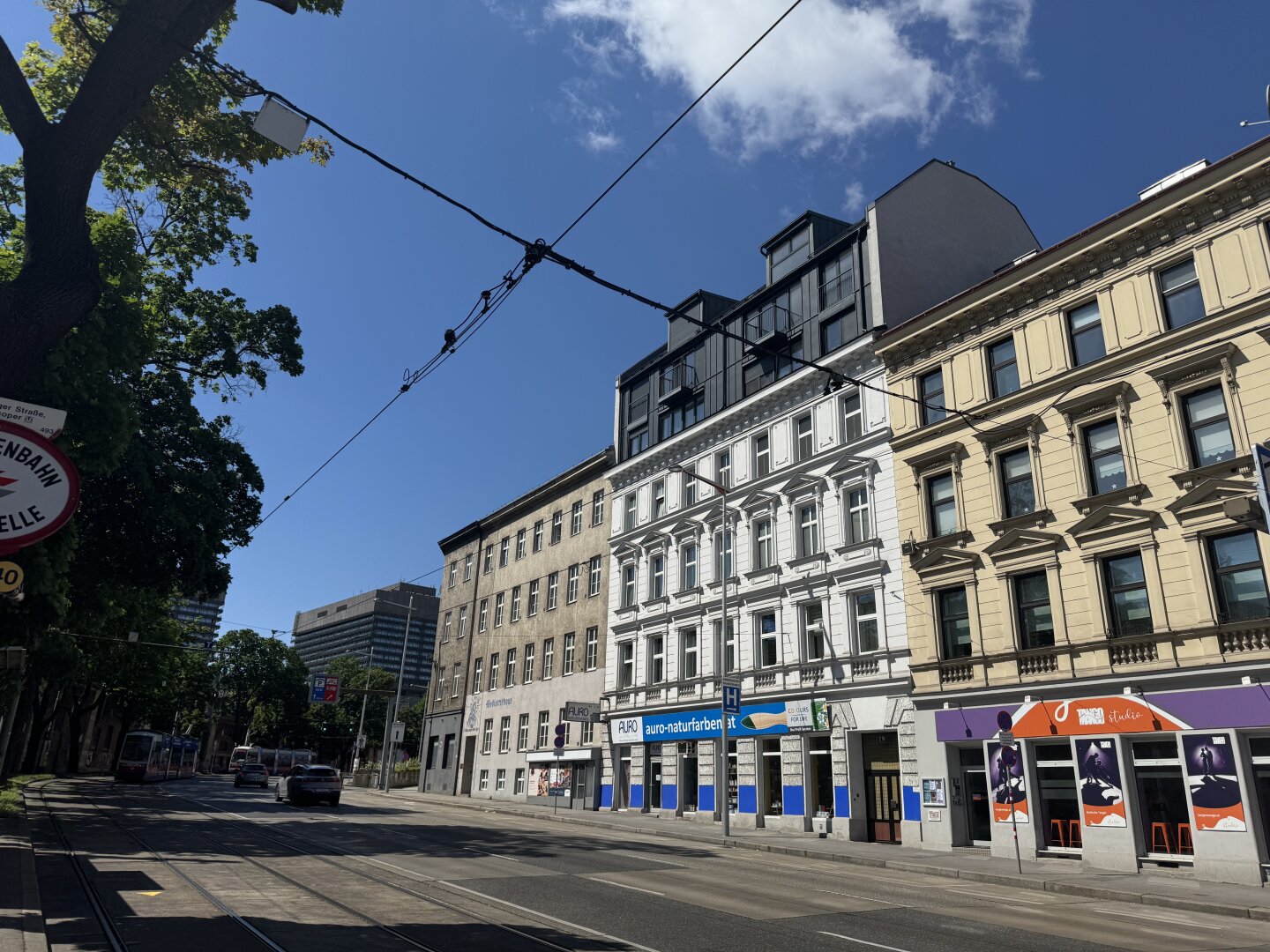 Dachgeschosswohnung mit Weitblick am Währinger Gürtel | Terrasse, Balkon, Lift & Klimaanlage