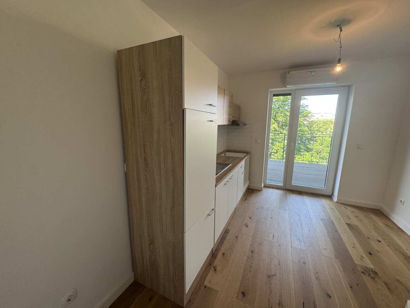 Dachgeschosswohnung mit Terrasse am Währinger Gürtel | 3 Zimmer, Lift & Klimaanlage