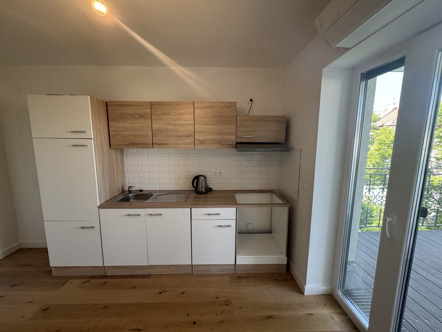 Dachgeschosswohnung mit Terrasse am Währinger Gürtel | 3 Zimmer, Lift & Klimaanlage