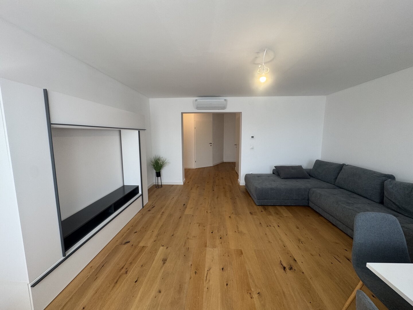 Dachgeschosswohnung mit Terrasse am Währinger Gürtel | 3 Zimmer, Lift & Klimaanlage