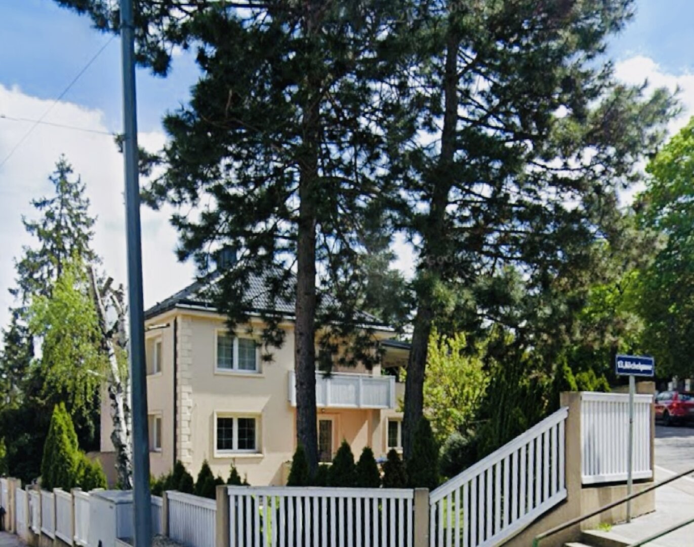 Großzügige Familienvilla nahe Rotem Berg | Ruhige Grünlage in Hietzing