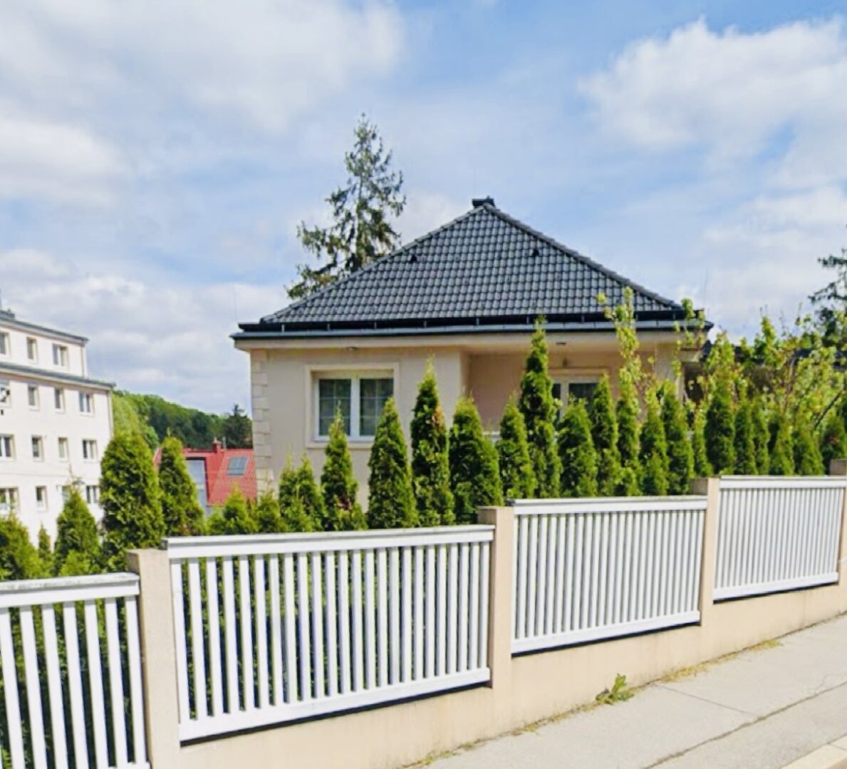 Großzügige Familienvilla nahe Rotem Berg | Ruhige Grünlage in Hietzing
