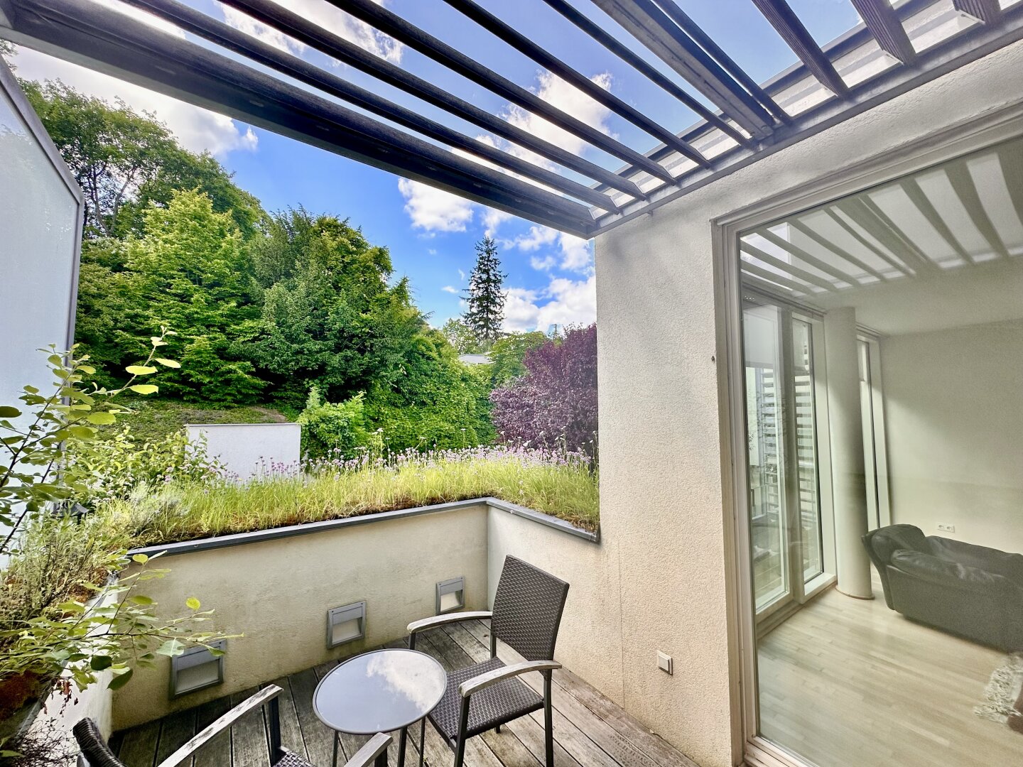 Möblierte 3-Zimmer-Wohnung in Grinzing | Privater Lift direkt in die Wohnung | Terrasse & Grünblick