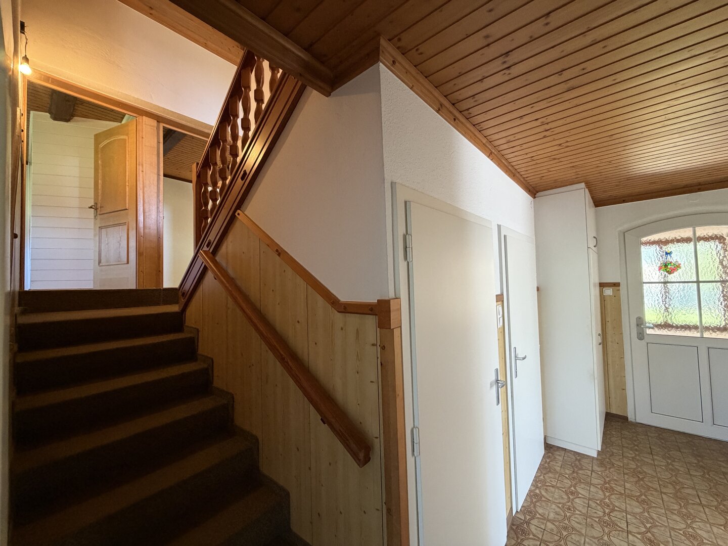 Charmantes Wohnhaus mit Potential: Großer Grund & Selbstversorger-Potenzial in sonniger Aussichtslage!