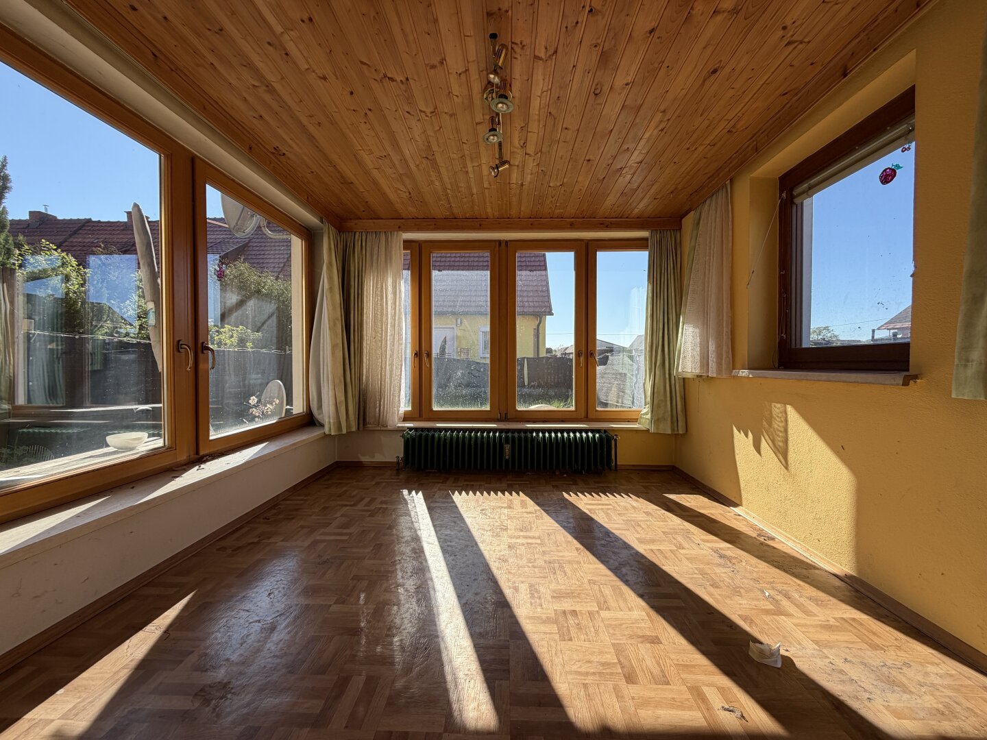 Aufgepasst: Sonniges Eckreihenhaus mit vielen Möglichkeiten!