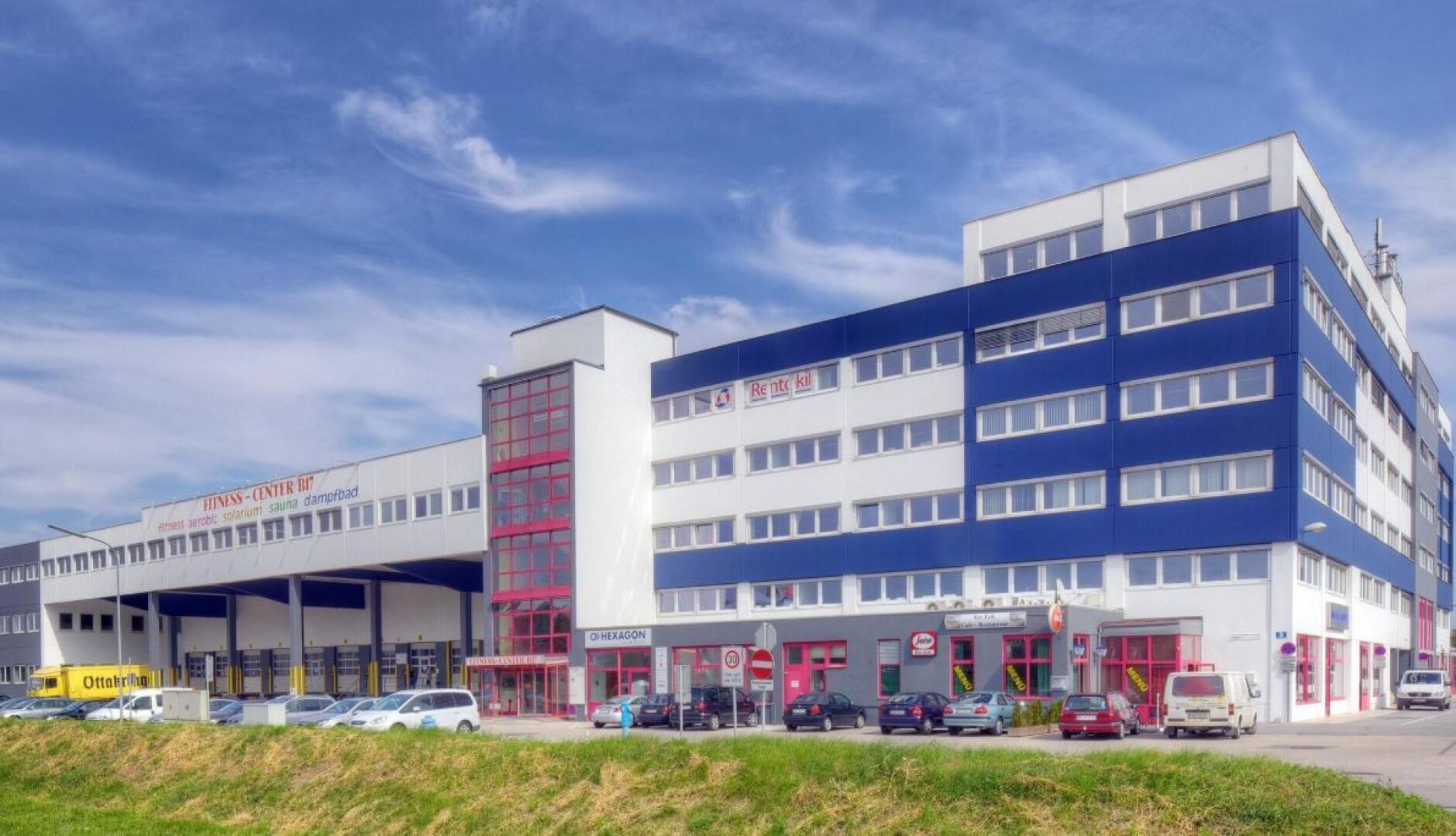 + + +  ehemaliges FITNESS CENTER + + + moderner Standort + + + in dynamischem Umfeld + + + (RESERVIERT)