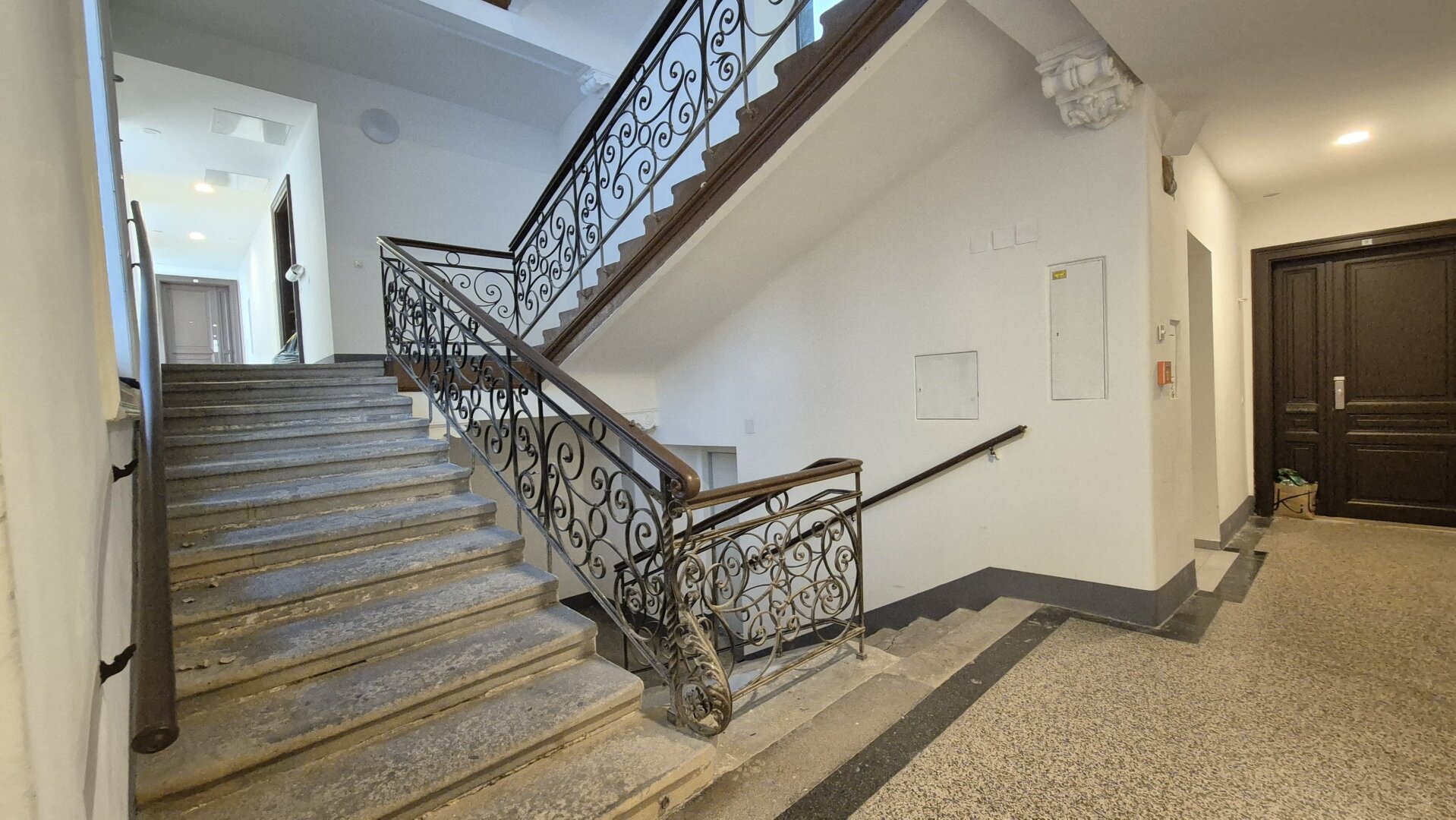 | ZENTRUMS NAHE | U4 PILGRAMGASSE | UNBEFRISTETER ALTBAU | IDEAL ZUR ALTERSVORSORGE