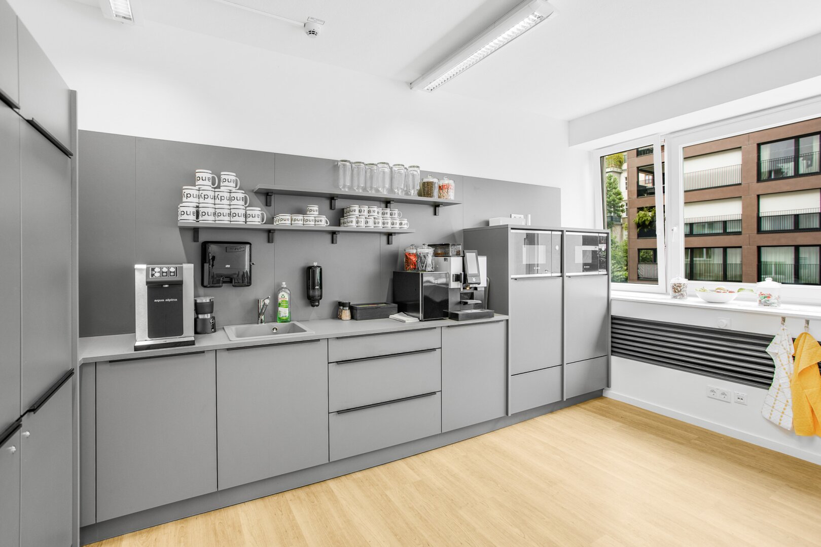 + + + EG-Büroflächen und Co-working in Business-Center | SCHLOSSPARK BELVEDERE + + +