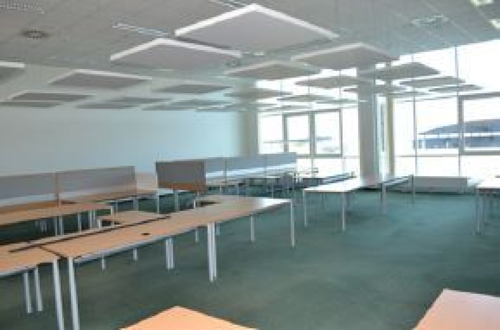 # Premstätten bei Graz # Büroflächen in verschiedensten Größen mit 5 Meter Raumhöhe #