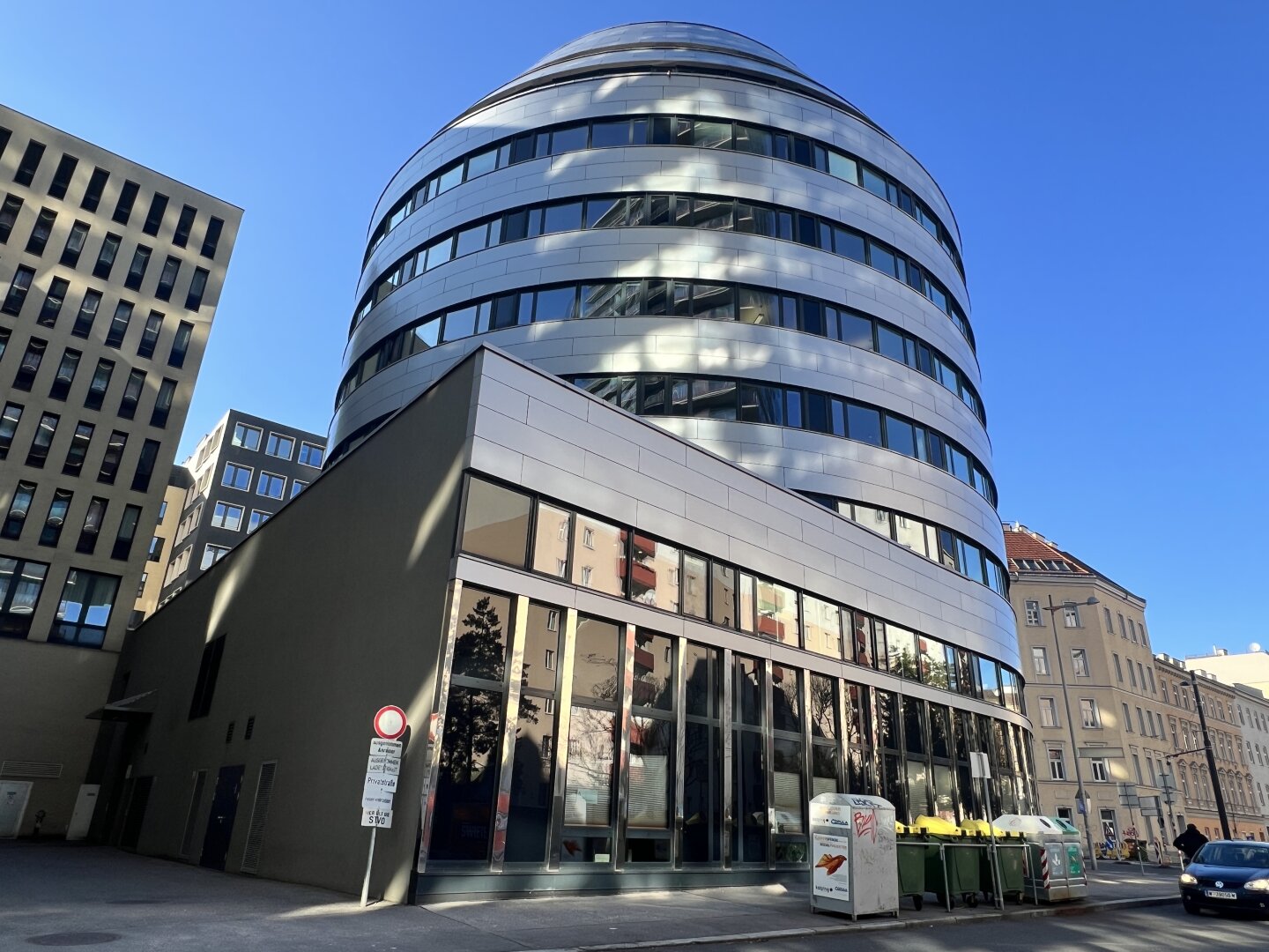 Town Town - CB 10 - Moderne Büro-, Geschäfts- & Lagerflächen