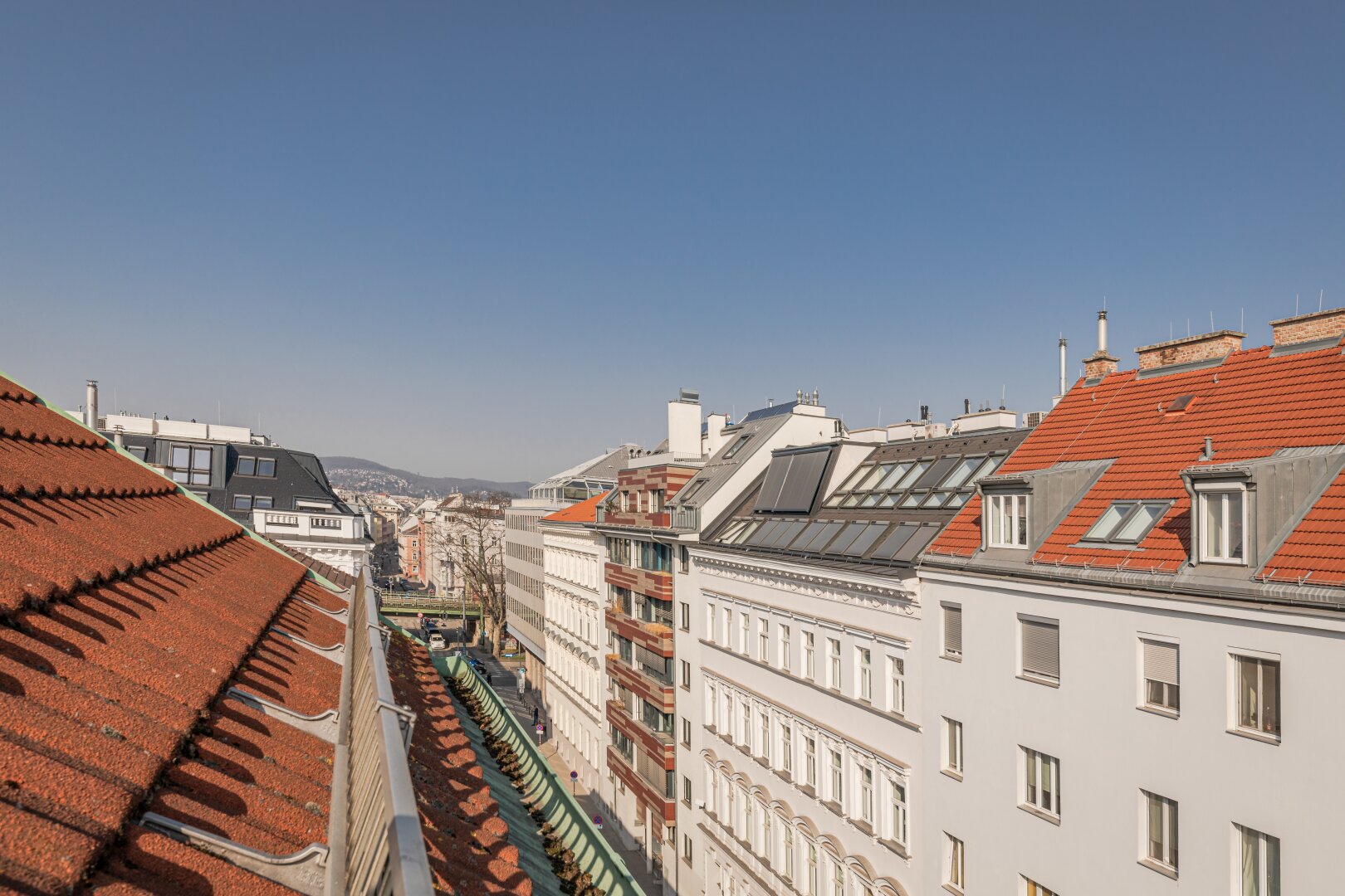 BAUBEWILLIGTER ROHDACHBODEN mit GARAGENOPTION