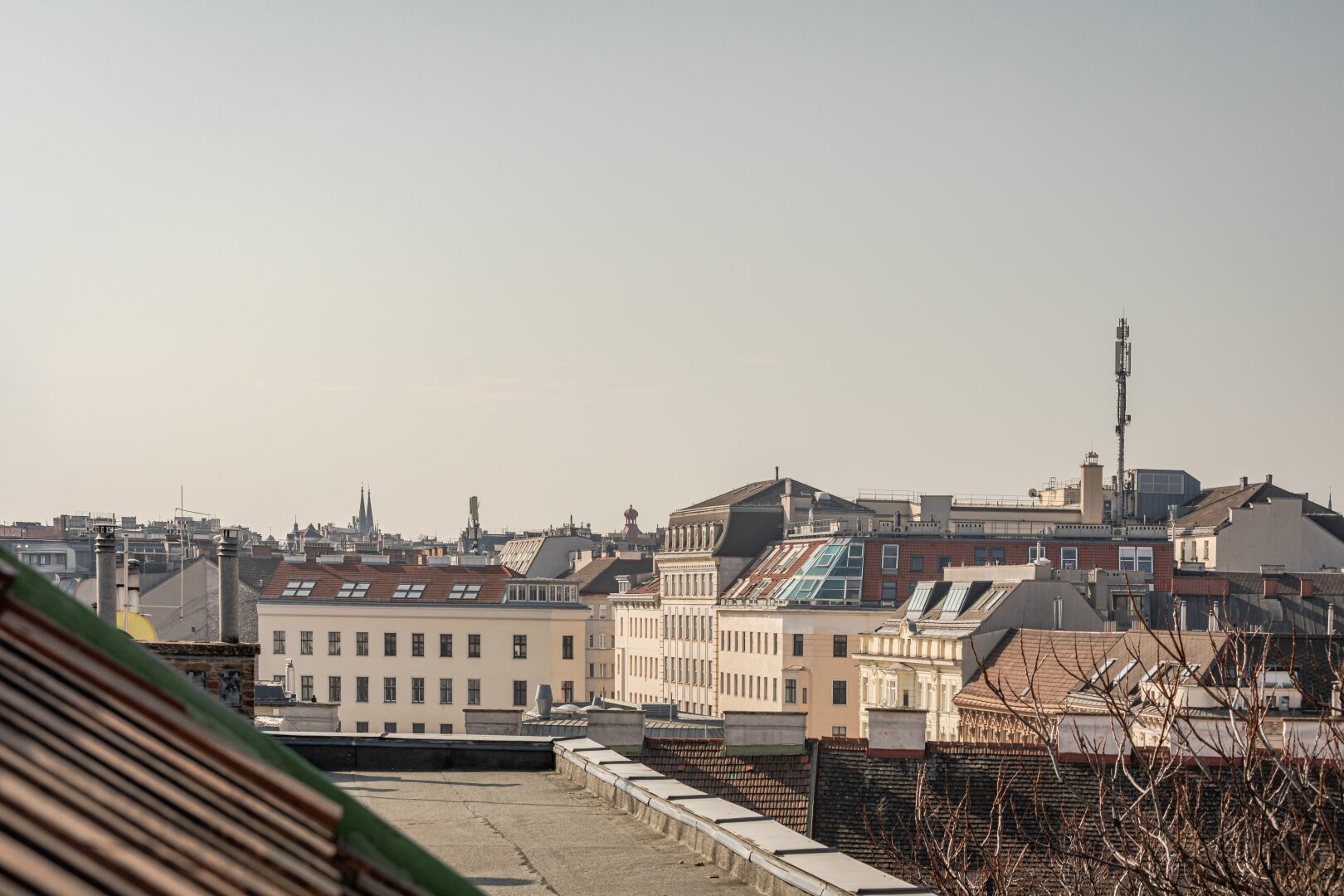 BAUBEWILLIGTER ROHDACHBODEN mit GARAGENOPTION