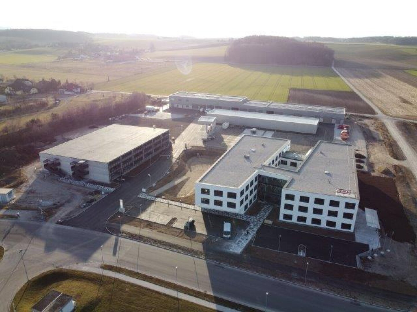 Großzügige Büroflächen im Süden von St. Pölten | Halle | Flugdach | Freifläche | Stellplätze