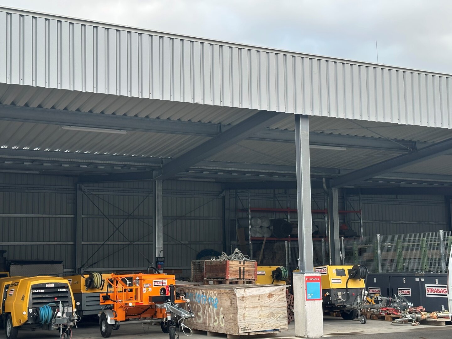 Großzügige Büroflächen im Süden von St. Pölten | Halle | Flugdach | Freifläche | Stellplätze