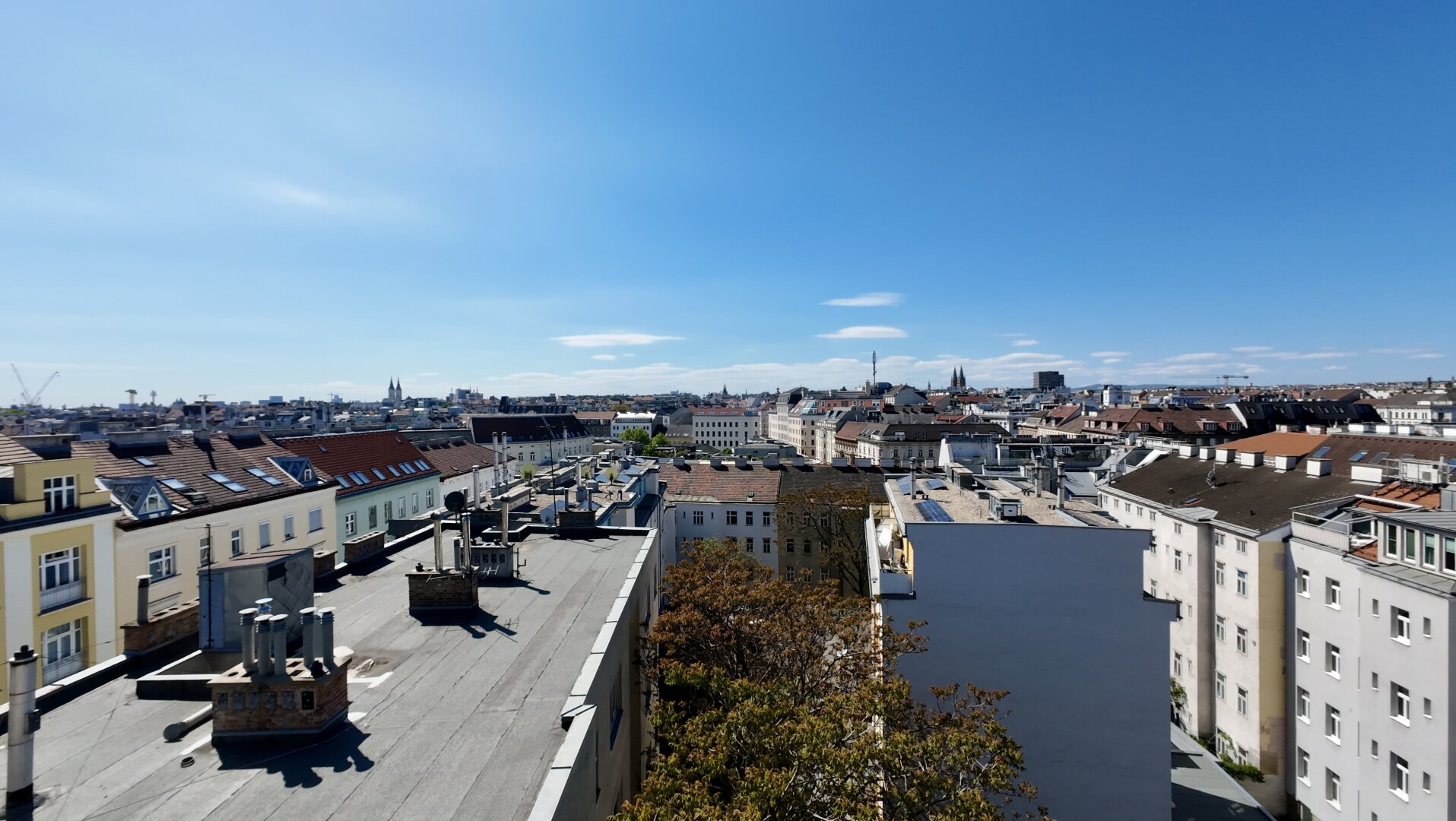 BAUBEWILLIGTER ROHDACHBODEN mit GARAGENOPTION