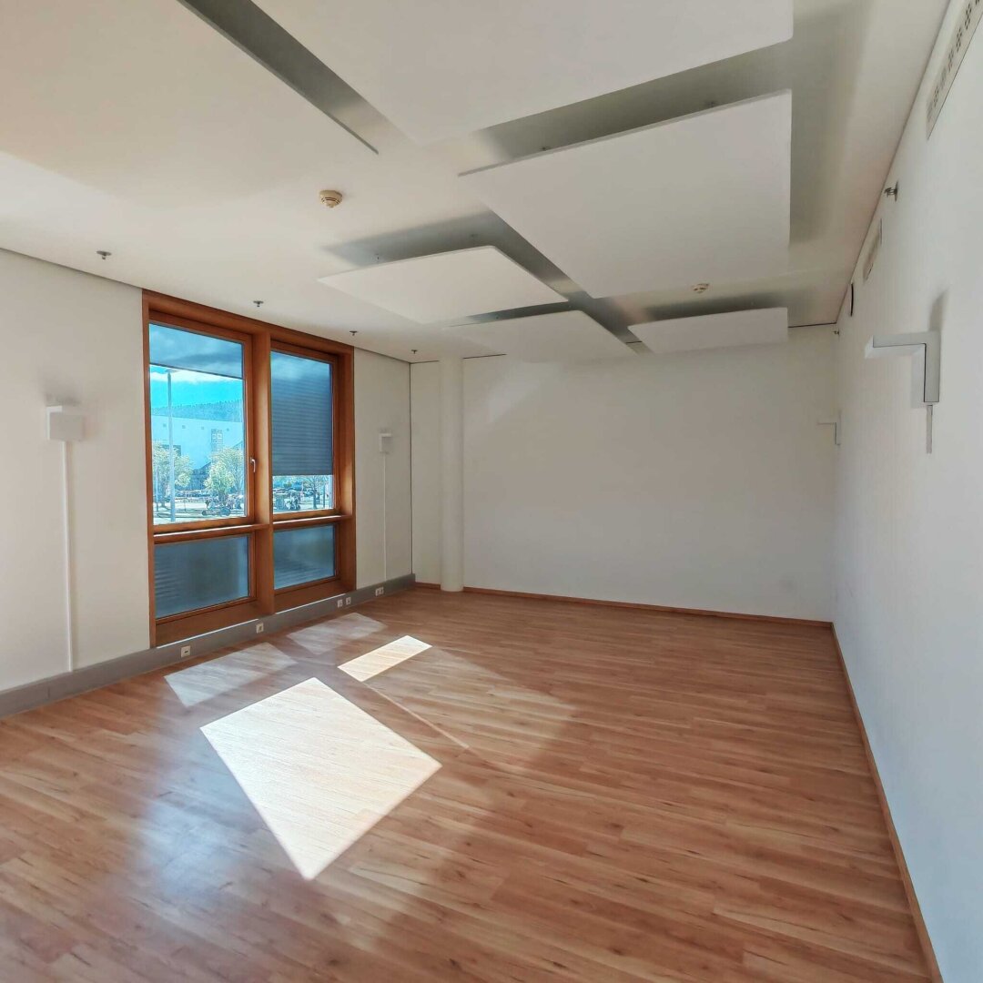Moderne Bürofläche mit großzügiger Terrasse in zentraler Innsbrucker Lage