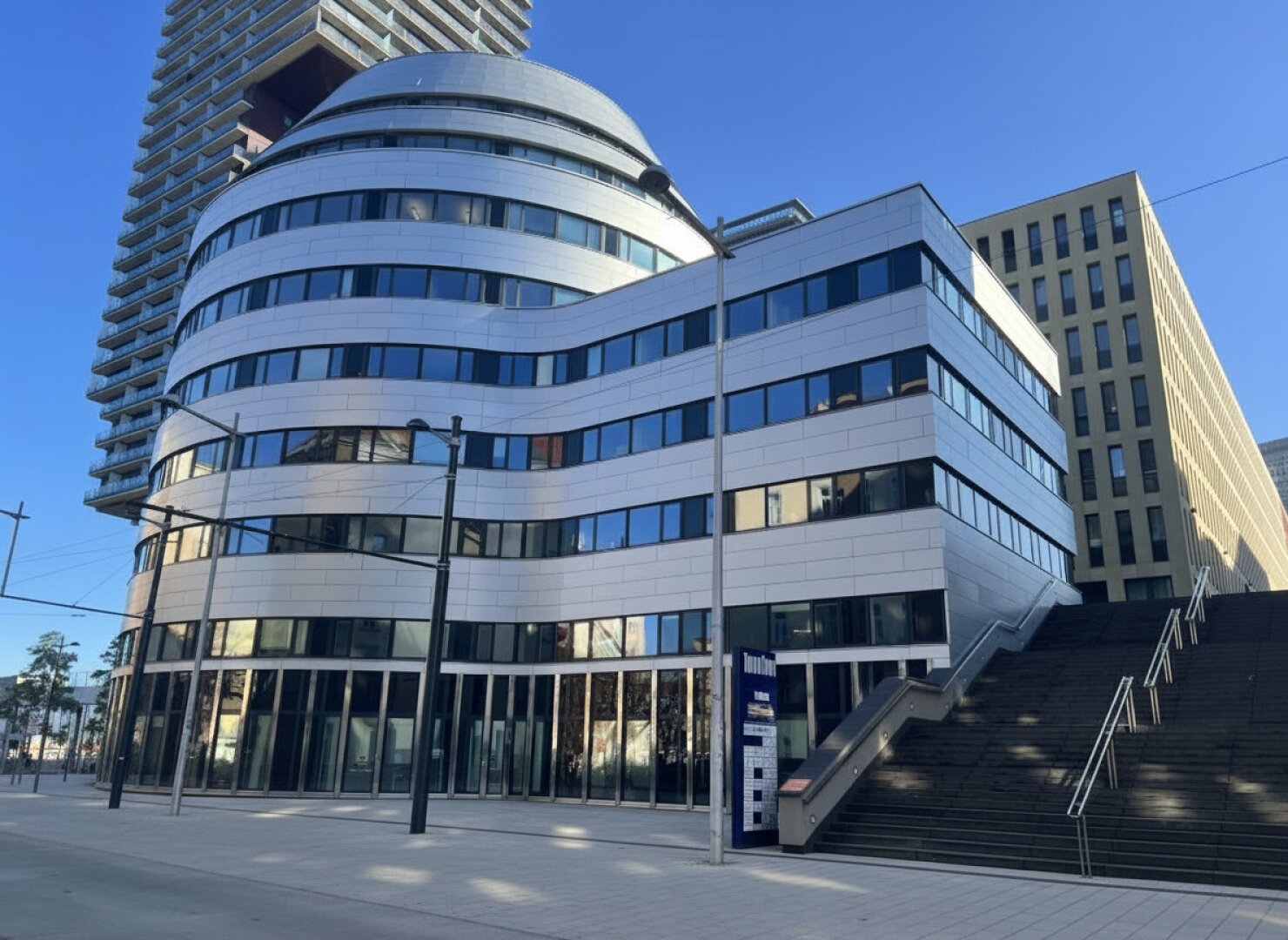 Town Town - CB 10 - Moderne Büro-, Geschäfts- & Lagerflächen