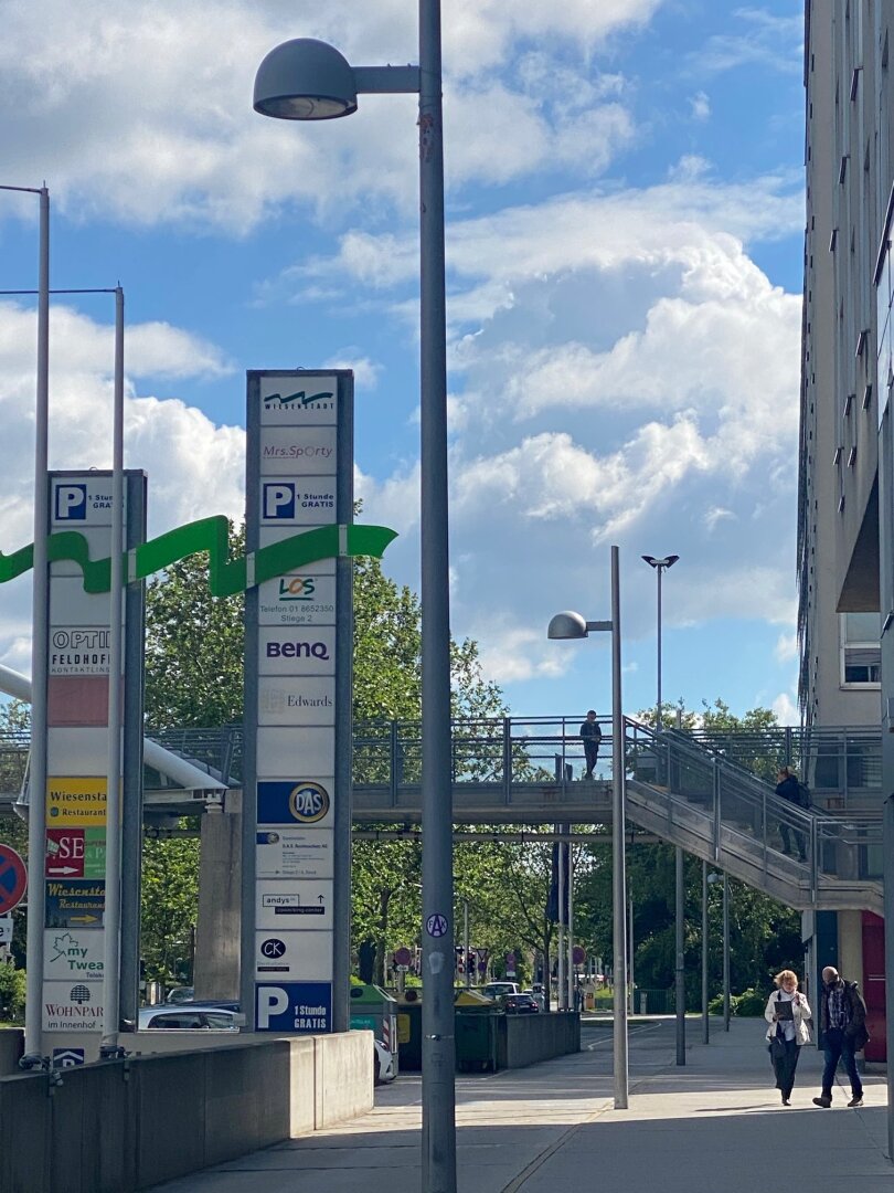 | U6 | Helle Bürofläche | ALT ERLAA