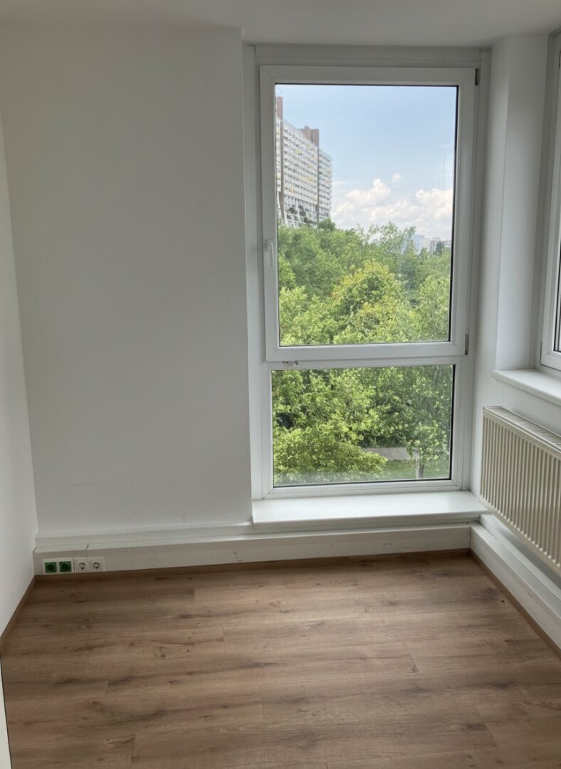 | U6 | Helle Bürofläche | ALT ERLAA