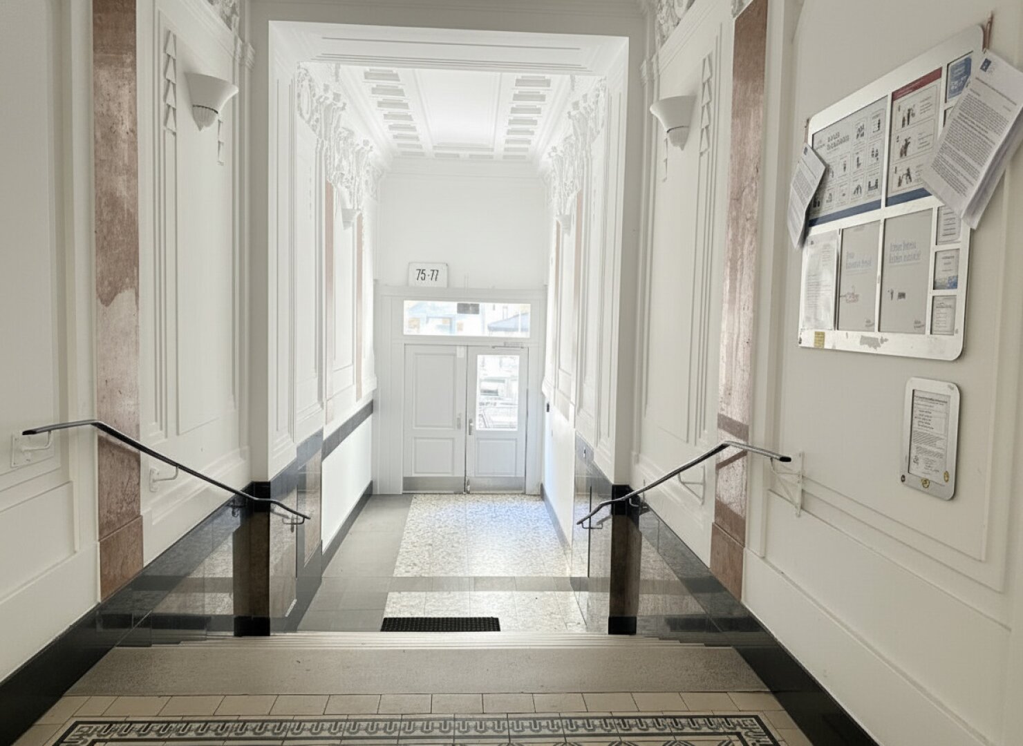 | Repräsentatives 4-Zimmer-Altbaubüro | zentrale Landstraßer Bestlage