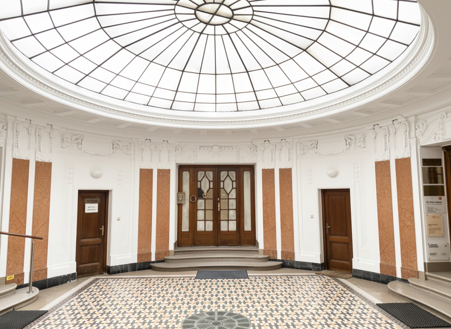 | Repräsentatives 4-Zimmer-Altbaubüro | zentrale Landstraßer Bestlage