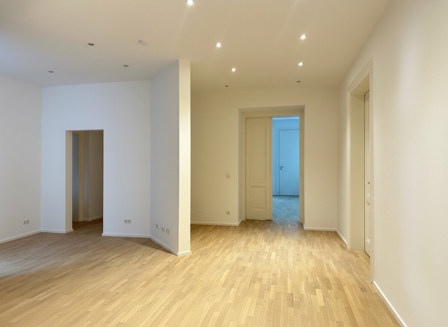 | Repräsentatives 4-Zimmer-Altbaubüro | zentrale Landstraßer Bestlage
