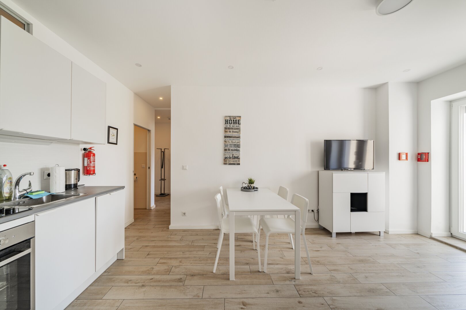 FERIENWOHNUNG NAHE SCHÖNBRUNN - Voll ausgestattete Appartements in guter Lage - MIETE PRO TAG