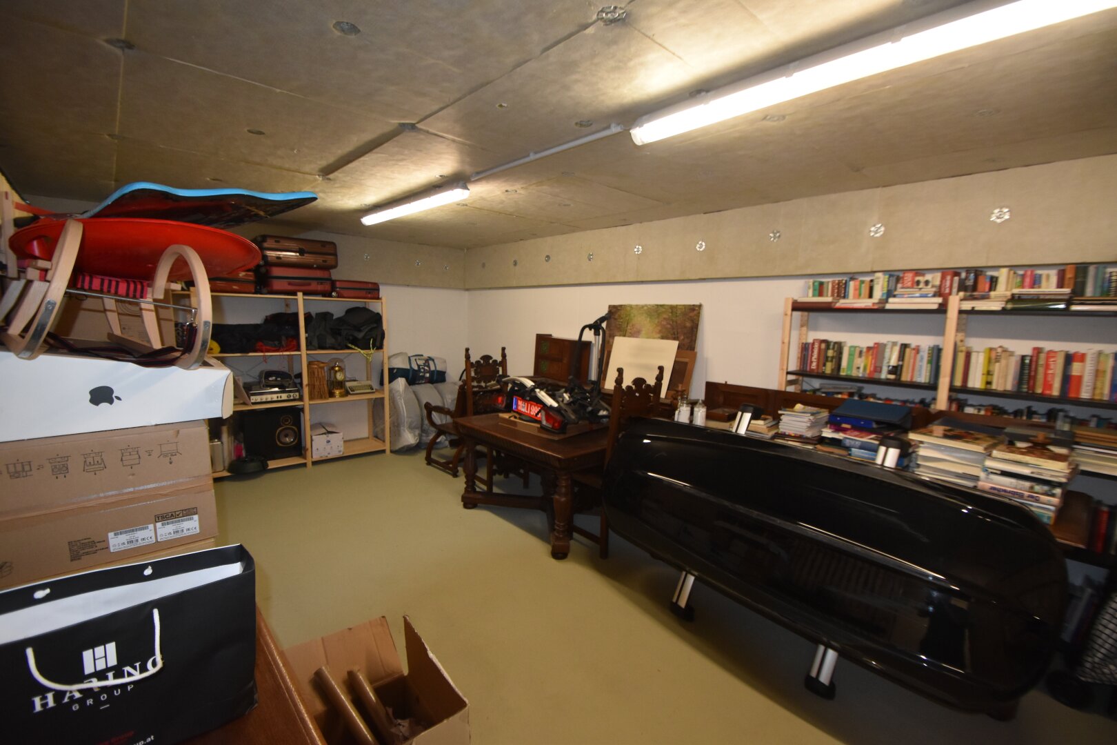 BALKONTRAUM NAHE ALTE DONAU: Großzügige 4-Zimmer Wohnung mit 2 Balkonen/Terrassen und Parkplatz