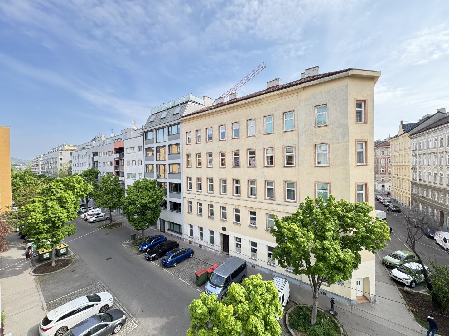 Top 3 Zimmer mit neuer Küche und Einzelgarage - super Lage!
