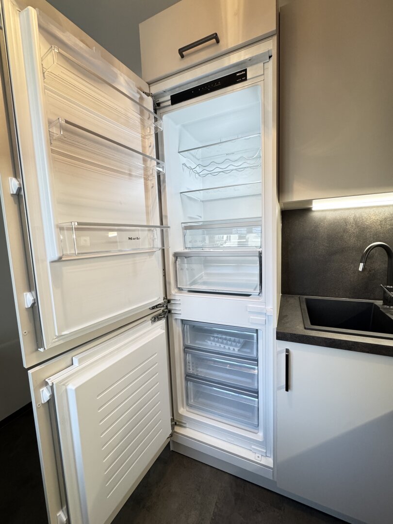 Top 3 Zimmer mit neuer Küche und Einzelgarage - super Lage!